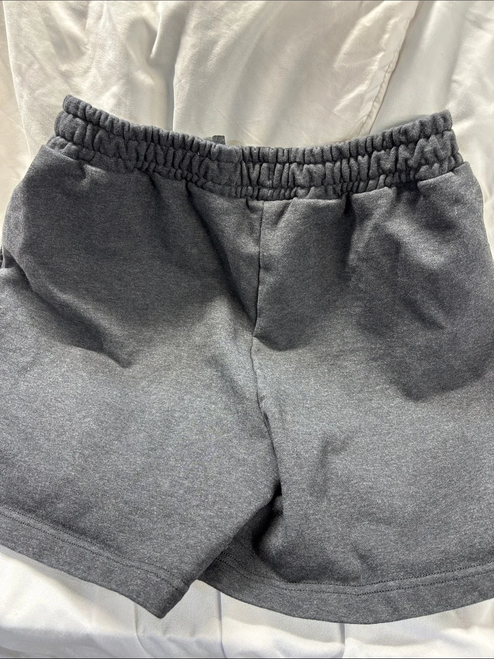 Gymshark  Charcoal Gray toe Elastic-Waist stretchy Shorts pockets size small